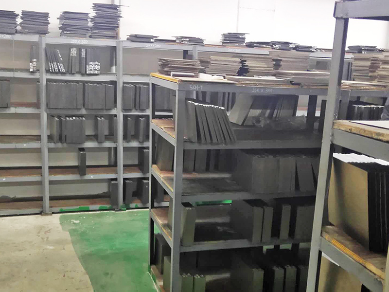 冲子料库存角落